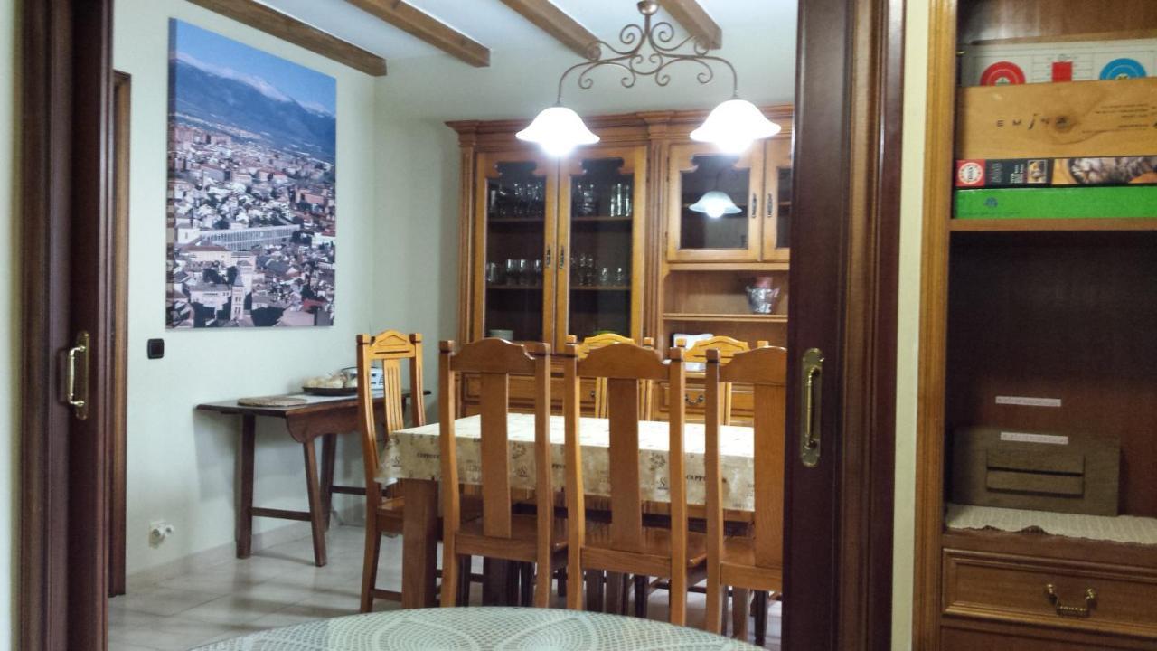 Casa Rural Las Tuyas En Segovia Palazuelos de Eresma المظهر الخارجي الصورة